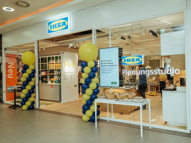 In Vöcklabruck stehen drei Planungsplätze für Kunden bereit. | Foto: Niklas Stadler