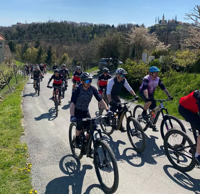 Von Leibnitz über Kitzeck und zurück – ein Tag voller Bike-Genuss, herrlicher Hügel und guter Stimmung wartet. | Foto: BC Stoahupfa