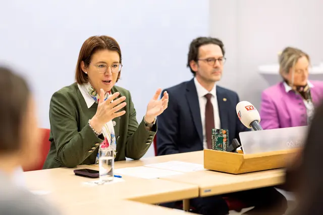 Agrar-Landesrätin Michaela Langer-Weninger (ÖVP). | Foto: Land OÖ/Haag