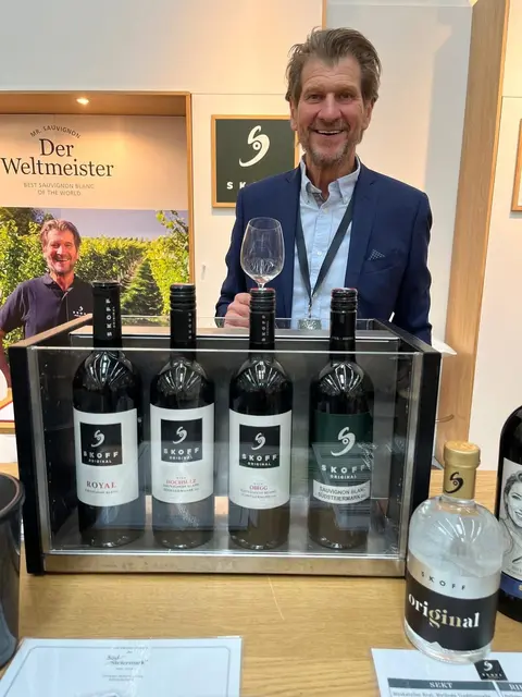 Sauvigon-Blanc-Weltmeister Walter Skoff auf der größten Weinmesse der Welt | Foto: Skoff Original