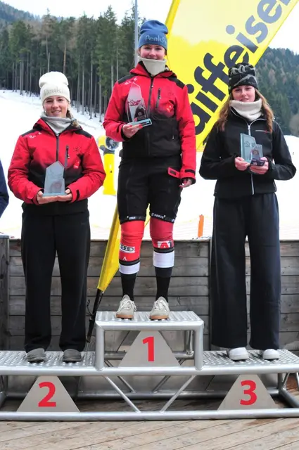 Im Bild: Julia Kofler (SV Sistrans), Anna Steixner (SV Mieders) und Alina Neuner (SK Telfs) | Foto: Martina Kofler