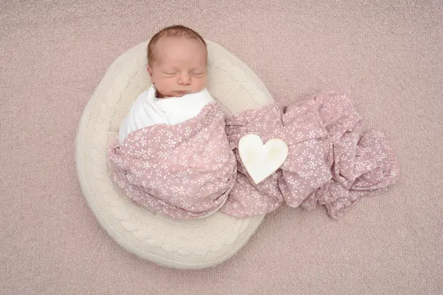 Name: Helena-Sophie
Geburtsdatum: 28.02.2026
Gewicht: 2.750 g
Größe: 48.0 cm
Eltern: Nina und Patrick Trauner aus Kobenz | Foto: Babysmile
