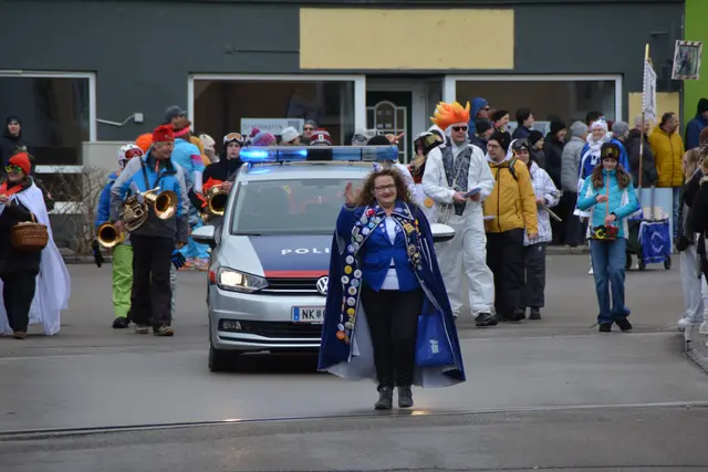 Zahlreiche Gruppen nahmen am diesjährigen Faschingsumzug in Neunkirchen teil. | Foto: Edina Besic