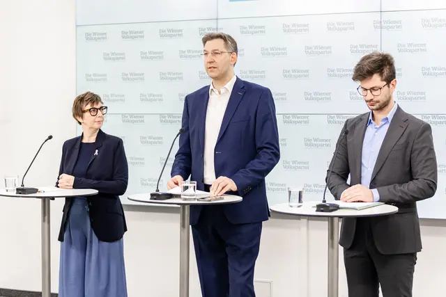 v. l.: Sabine Keri (Frauensprecherin), Landesparteiobmann Markus Figl und Wohnbausprecher Lorenz Mayer (alle ÖVP). | Foto: ÖVP Wien
