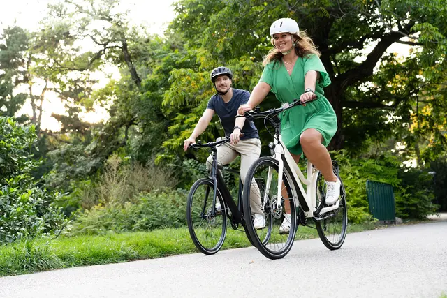 Die Kampagne Österreich radelt startet am 20. März unter dem Motto „Radeln macht glücklich!“ | Foto: BMIMI/Sabine Sattlegger