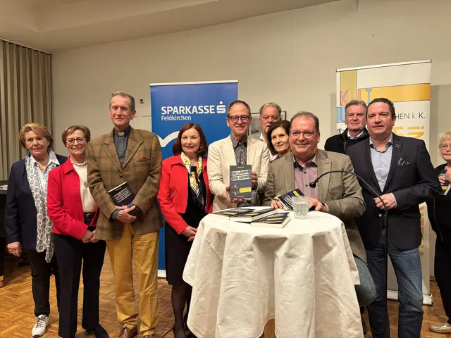 Arnulf Prasch stellte seinen Krimi im Amthof Feldkirchen vor. 