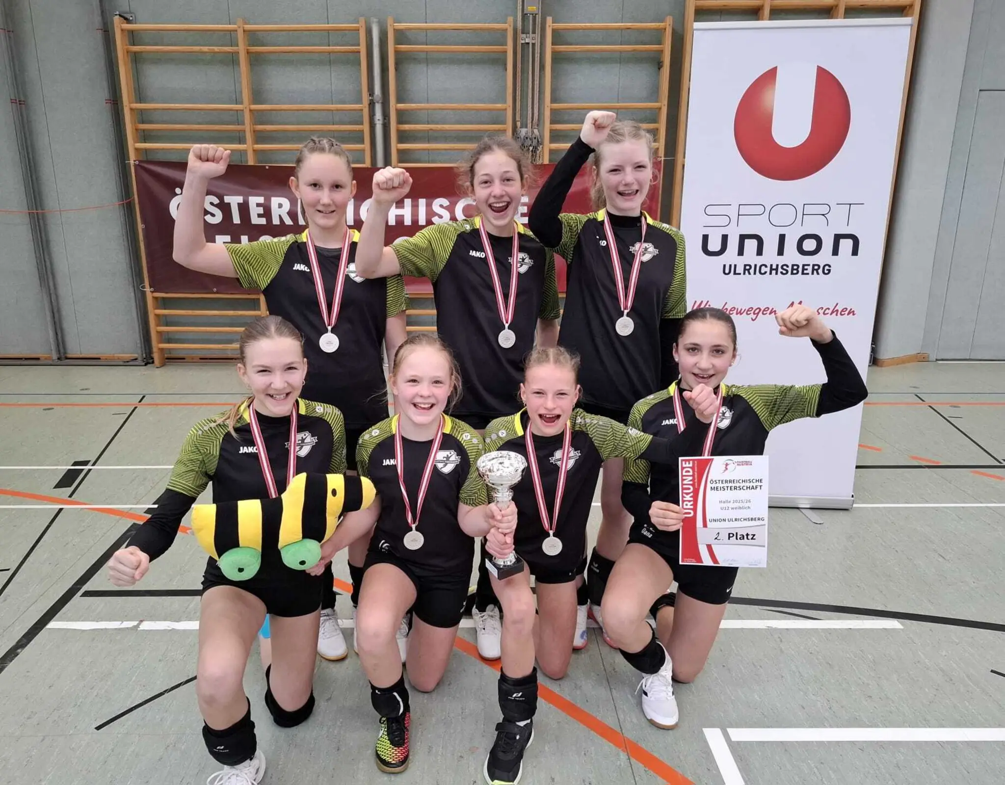 Fistball success at the state championships: Runners-up! Young female ...