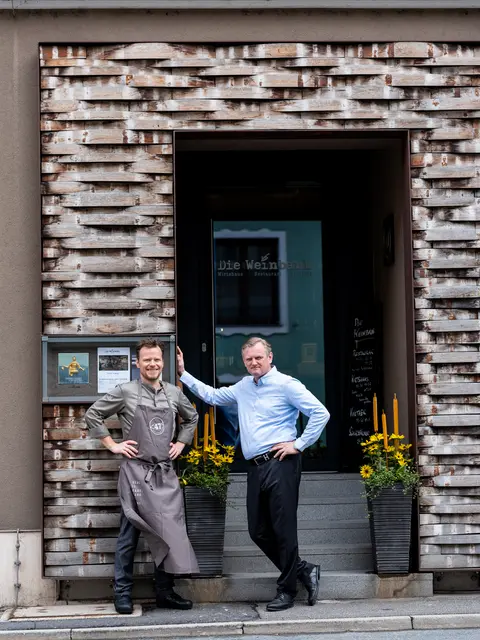 Gerhard Fuchs und Christian Zach konnten mit ihrer "Weinbank" in Ehrenhausen sogar einen zweiten Stern einheimsen.  | Foto: Weinbank