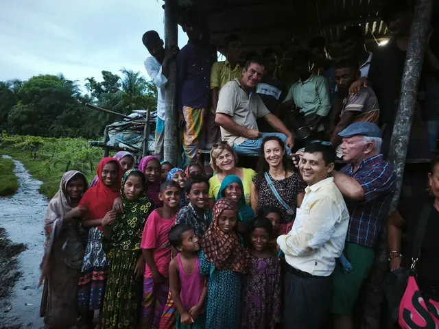 Hilfe für Bootsnomaden in Bangladesch