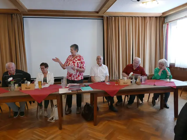 Teil des Vorstands: Meierhofer Franz, Steindl Christine, Franziska Weber, Trondl Josef, Weber Josef, Stocker Maria (v.l.). | Foto: Penionistenverband OG Grafenschlag