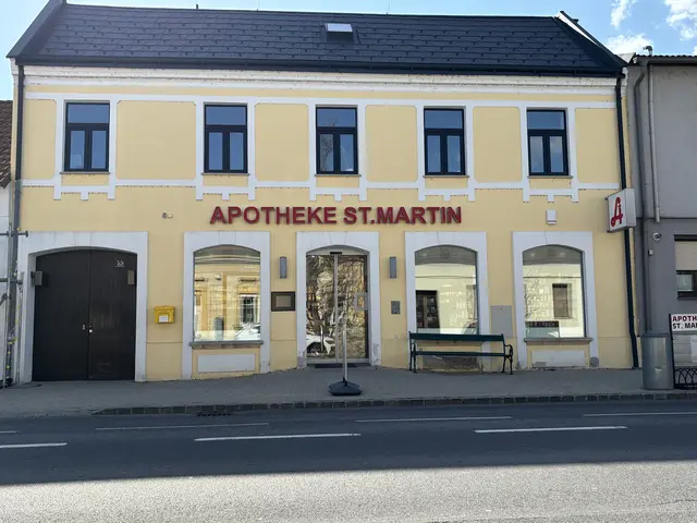 Die St. Martin Apotheke in Gols übersiedelt im Laufe des Jahres an einen neuen Standort.  | Foto: MeinBezirk/Stefan Schneider