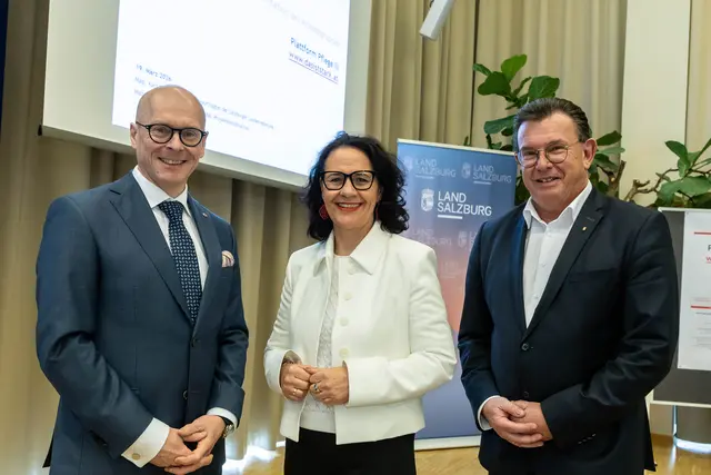 Landesrat Wolfgang Fürweger, Landesrätin Daniela Gutschi und Pflegebeauftragter Karl Schwaiger | Foto: Land Salzburg/Neumayr/Hofer
