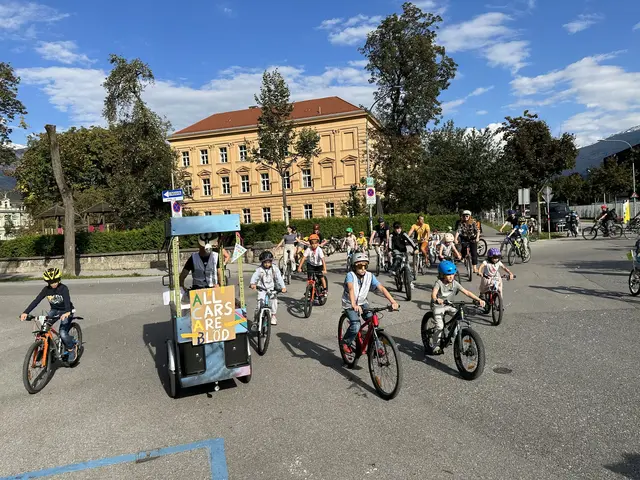 Aktionen wie Kidical Mass führten dazu, dass Innsbruck mit dem dritten Platz beim EUROPEANMOBILITYWEEK Award 2025 ausgezeichnet wurde. | Foto: SOS-Kinderdorf