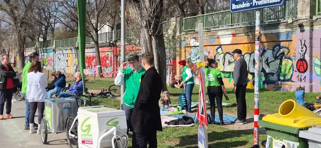 Die Grünen Leopoldstadt veranstalten ein Demonstrations-Picknick gegen die Versiegelung.  | Foto: Grüne Leopoldstadt