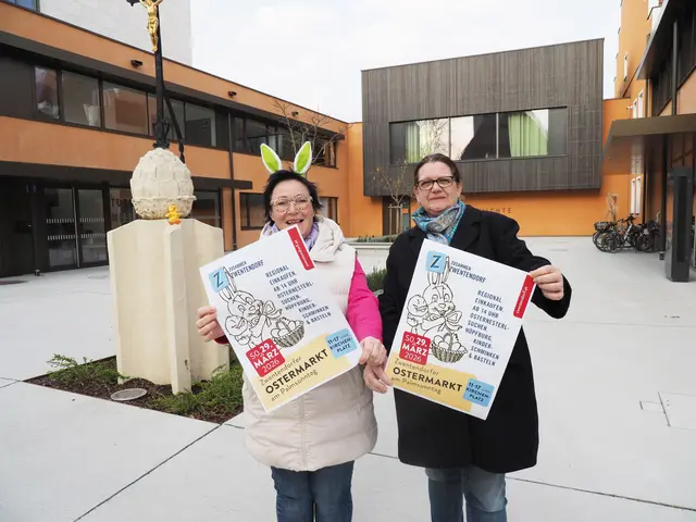 Die Organisatorinnen Ursula Weiker und GGR Silvia Drescher, die für Märkte zuständige geschäftsführende Gemeinderätin | Foto: Marika Ofner