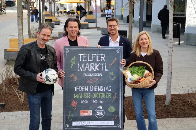 Freuen sich auf das „Telfer Marktl“ und das Eventprogramm: Christian Santer (Leiter der Abteilung Veranstaltungszentren und Marketing), Wirtschaftsausschuss-Obmann GV Alexander Schatz, Bgm Christian Härting und Projektleiterin Sabrina Freythaler. | Foto: MG Telfs