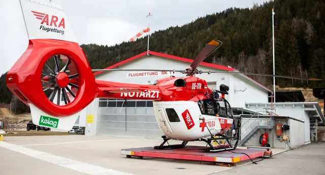 Der RK-1 Heli wartet bereits auf seinen nächsten Einsatz. | Foto: MeinBezirk.at