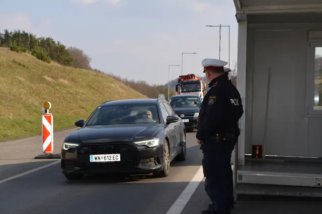 Ein abgestimmtes System aus Kontrollen, Patrouillen und internationaler Zusammenarbeit prägt die Arbeit entlang der Grenze. | Foto: MeinBezirk/Rosenberger Victoria