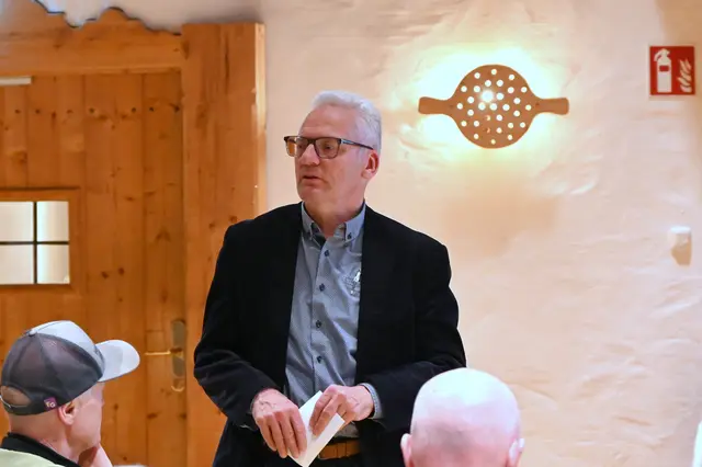 Der neue Bezirkshauptmann Dr. Martin Grander berichtete kurz über die Novellierung des Jagdgesetzes. 
