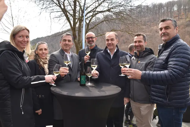 Ein gelungener Start für die neue Gastronomie am Badesee Rechnitz wurde gefeiert. | Foto: MeinBezirk/Michael Strini
