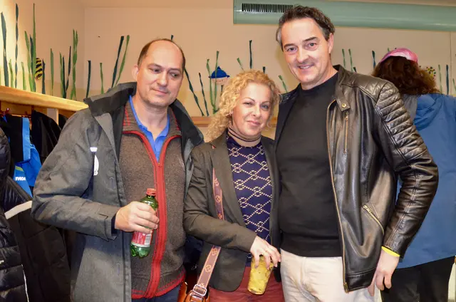 Bürgermeister von Payerbach Jochen Bous (re) mit Lebensgefährtin Edina und Gastronom und Geschäftsführender Gemeinderat Oliver Kobald | Foto: Elisabeth Peinsipp