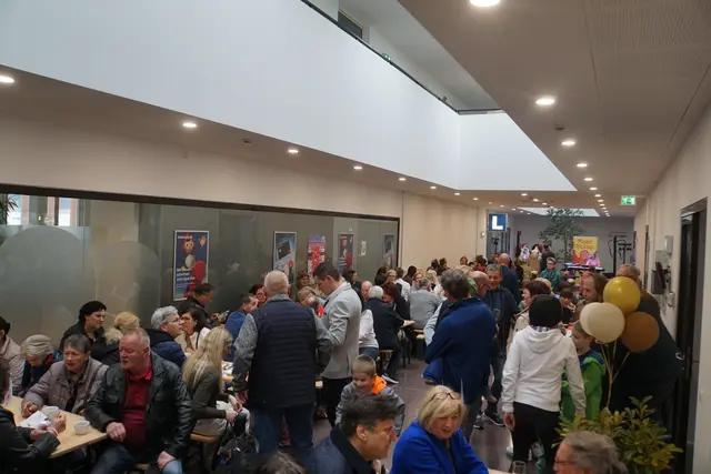 Der Ganz neben dem Café wurde kurzerhand zum Partybereich umfunktioniert.