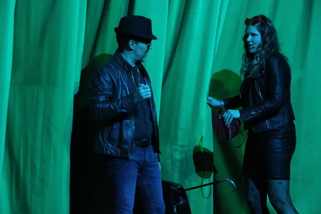 Die Beute der Gauner liegt gerade unter einem Altersheim vergraben. | Foto: Josef Hofmüller