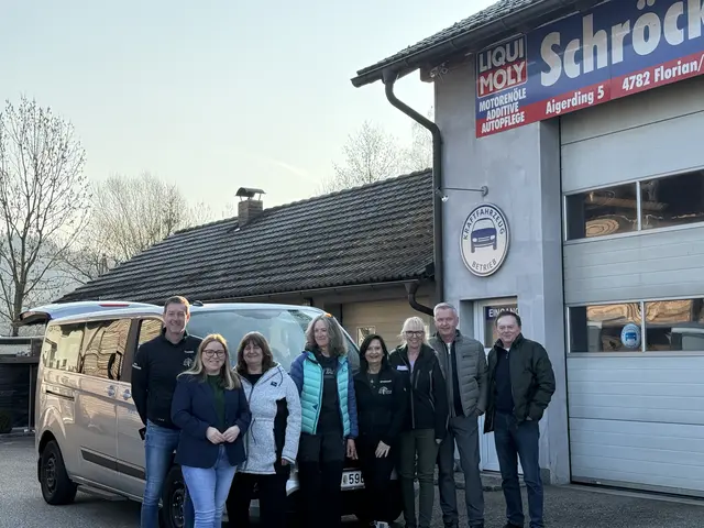 V.l. Thomas Schererbauer Vstd.M. der Clean4tler OÖ, Bianca Scharnböck Umweltstadträtin der Stadt Schärding und Mitgl. der Clean4tler OÖ, Anita Klaffenböck Mitgl. der Clean4tler OÖ, Anita Bichler Mitgl. der Clean4tler OÖ, Margareta Untner Vstd.M. der Clean4tler OÖ, Christina Gattermaier-Humer Obfrau der Clean4tler OÖ, Günter Schröckeneder Mitgl. der Clean4tler OÖ, Ludwig Untner Mitgl. der Clean4tler OÖ