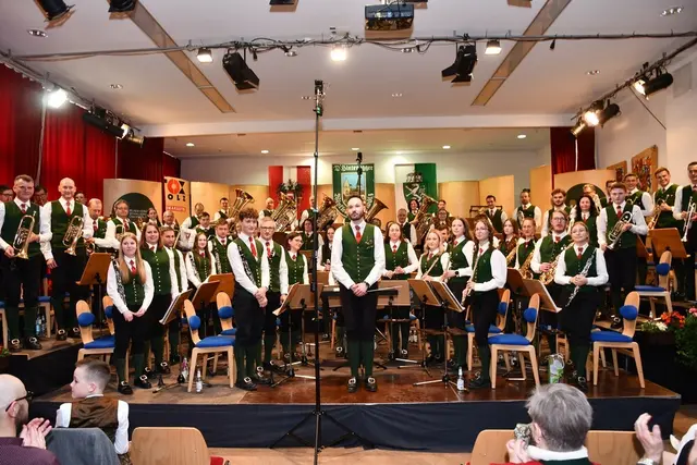 Blasmusikklänge zum Frühling in Oberwölz erfreute die vielen Besucher am Samstag und Sonntag. | Foto: Anita Galler