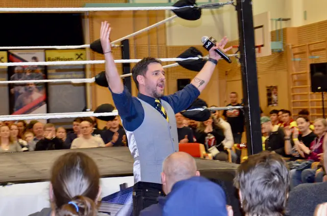 Ringsprecher Mau Fernando  | Foto: Elisabeth Peinsipp