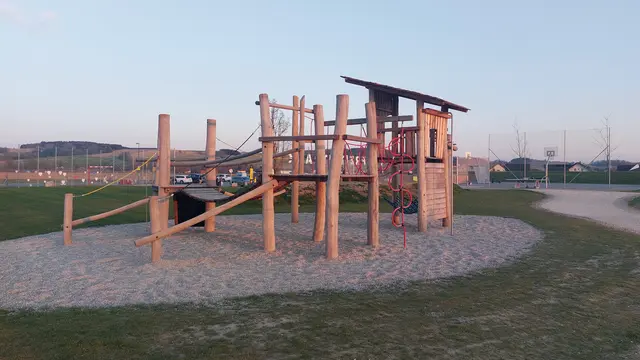 Spielplatz Herzograd in St. Valentin beim Freizeitpark | Foto: Plank