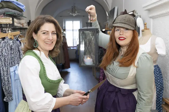 Alpenkrimidinner mit Autorin Katharina Eigner und Constanze Kurz von Hanna Trachten | Foto: Altstadtverband/Andreas Kolarik