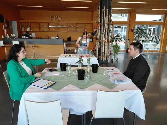 Foto: Weinexpertenprüfung an der HLW Spittal - Tages der Erfolgers (c) hlwspittal Medienteam