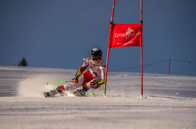 Johanna Fuxsteiner bei ihrer Goldfahrt im Riesenslalom | Foto: Christian Wotawa