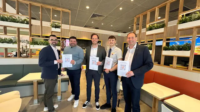 Unter dem Motto "Helden der Lehre – Dein Feierabend, dein Deal" startet die McDonald's Filiale in Schärding ab 1. April 2026 (kein Aprilscherz!) eine österreichweit einmalige Aktion für Lehrlinge.  | Foto: WKO Schärding