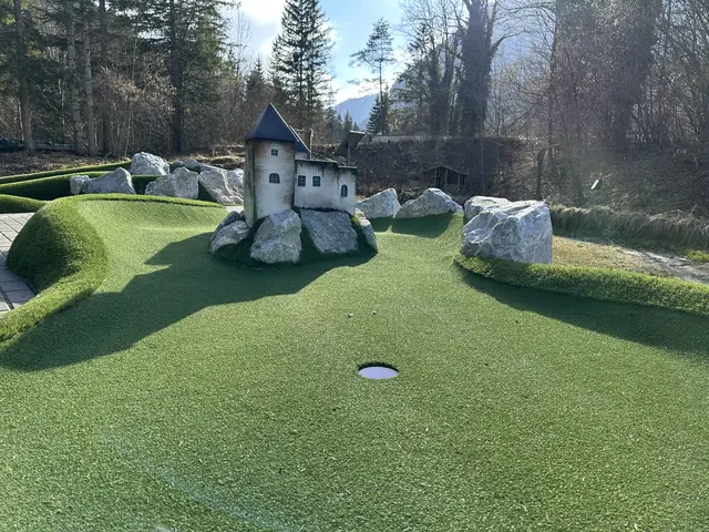 Die Hindernisse und Bahnen sind ab Samstag, 28. März, bespielbar. | Foto: MeinBezirk/Christoph Schneeberger