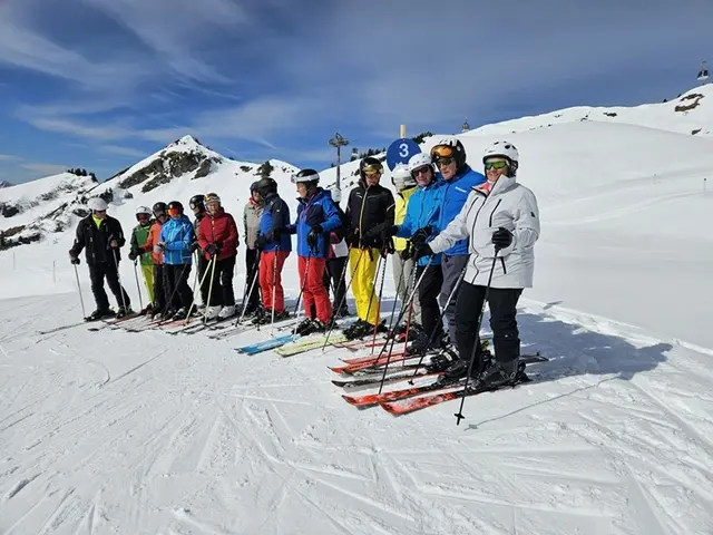 PVÖ-Wintersportler verbrachten Schitag auf dem Diedamskopf