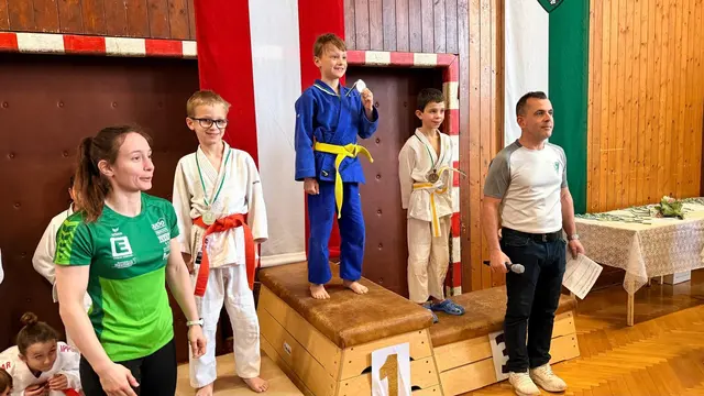 Luca Wolf (rechts) erkämpfte sich die Bronze-Medaille.
