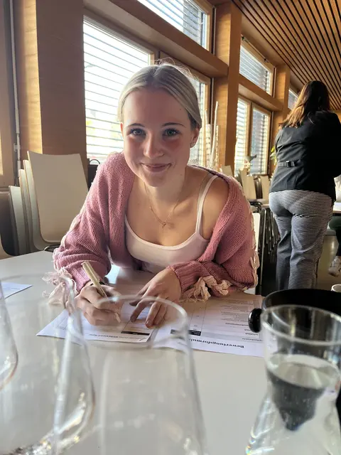 Foto: Weinexpertenprüfung an der HLW Spittal - Tages der Erfolgers (c) hlwspittal Medienteam