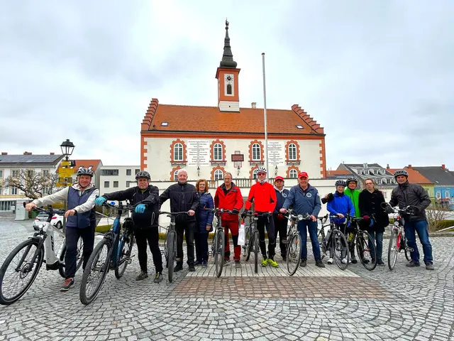 Die wetterfesten Radler trotzten dem Frühlingsregen | Foto: Stadtgemeinde Waidhofen/Thaya