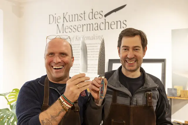 Handwerkfestival im April in der Stadt: 4-Haubaen-Koch Emanuel Weyringer und Messermacher Richard Kappeller.  | Foto: Altstadtverband/Andreas Kolarik