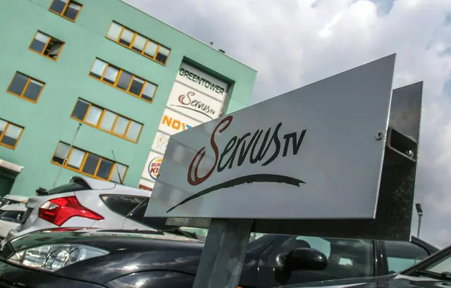 Hierzulande hat sich „Servus TV“ die Rechte an allen Spielen gesichert.  | Foto: APA-Images / APA / FRANZ NEUMAYR