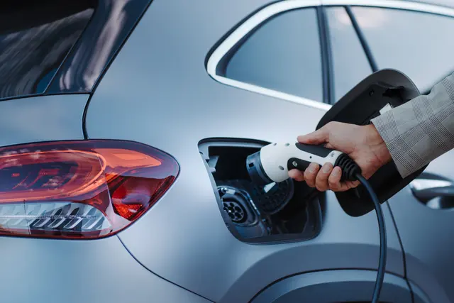 Kärntens Elektroautos hätten den Spritverbrauch im Vorjahr um mehr als zehn Millionen Liter reduziert. (Symbolfoto) | Foto: stock.adobe.com/at/Halfpoint