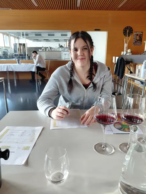 Foto: Weinexpertenprüfung an der HLW Spittal - Tages der Erfolgers (c) hlwspittal Medienteam