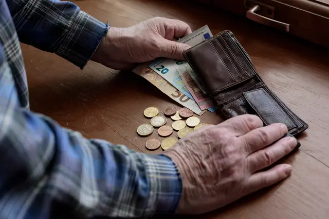 Der Pensionist erhält nun 162.000 Euro brutto an Firmenpension (Symbolfoto) | Foto: stock.adobe.com/at/Zadvornov