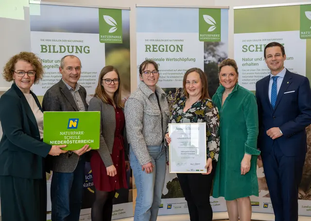 Bildung gemeinsam erlebbar machen: Die Naturpark-Schulen in der Region wurden beim Vernetzungstreffen rezertifiziert. | Foto: Filzwieser/Niederösterreichische Landeskorrespondenz