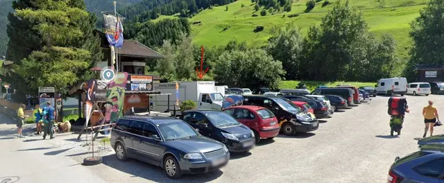 Recherche mit Google Maps - Fahrzeug stand hier schon 2021 | Foto: TBW Est. Stubai