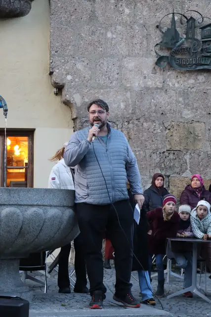 Gewerkschafter Bernd Leidlmair fordert klare Haltung gegen Rassismus und Solidarität mit der betroffenen Familie in Hall. | Foto: Kendlbacher
