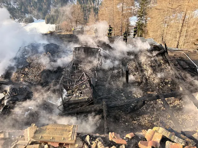 Der Schaden nach dem Feuer. | Foto: Freiwillige Feuerwehr Heiligenblut