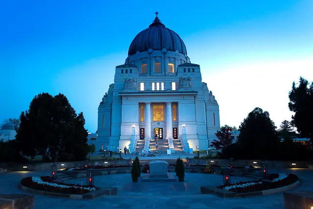 Austragungsort der Silent Disco ist die Kirche zum Heiligen Borromäus am Zentralfriedhof. | Foto: Ludwig Schedl Friedhöfe Wien